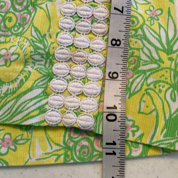 Lilly Pulitzer Shorts - Green and Yellow - Picture 8 of 8